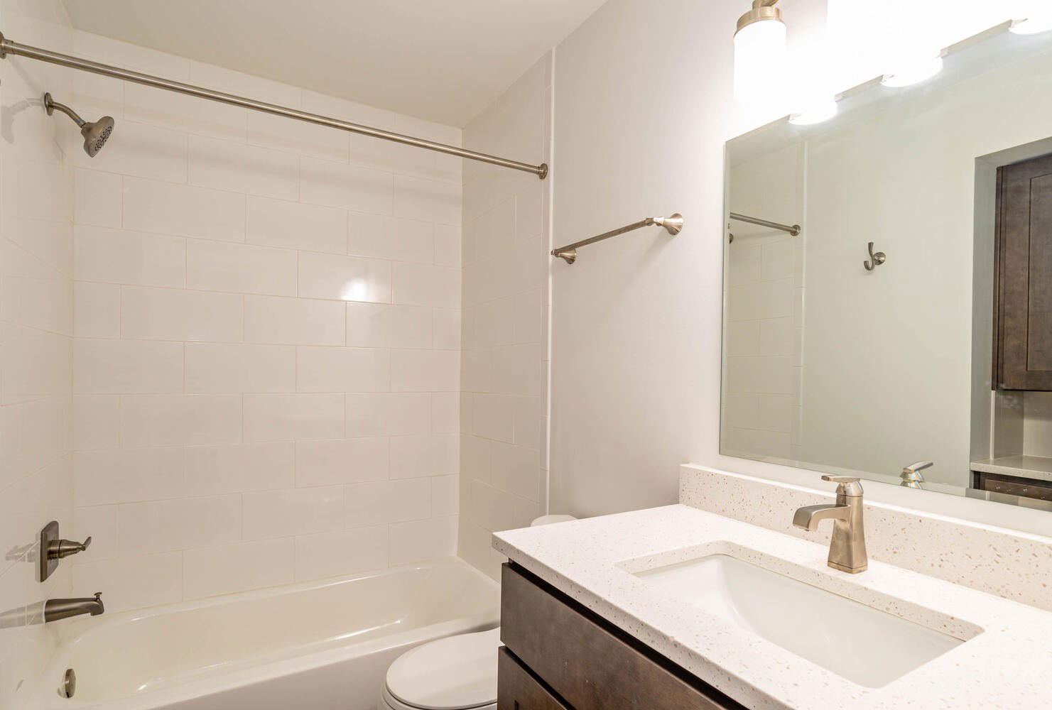 Interior view 4 of New Park