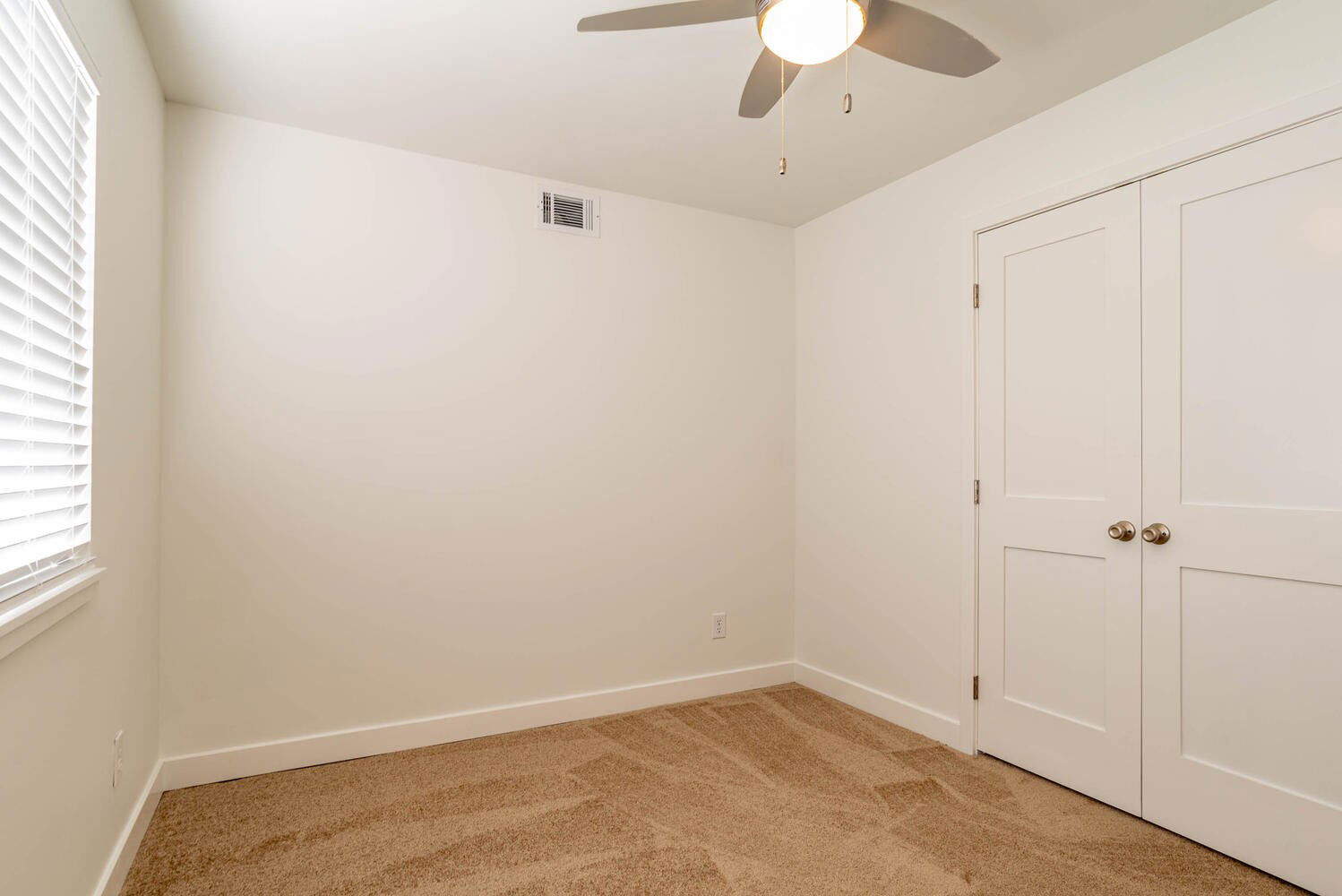 Interior view 6 of New Park