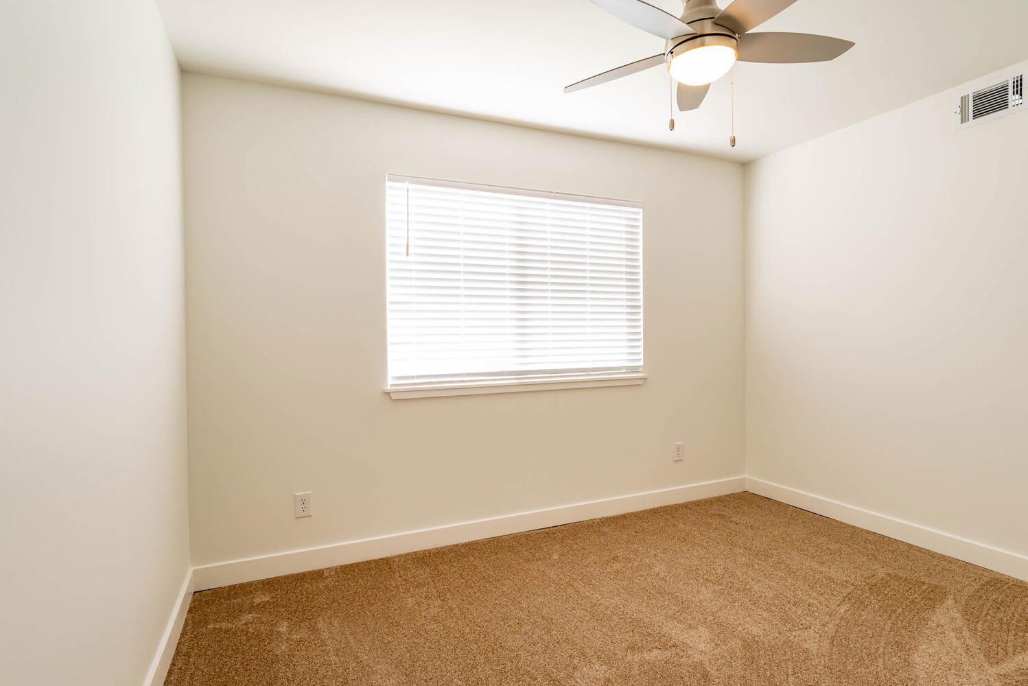 Interior view 7 of New Park